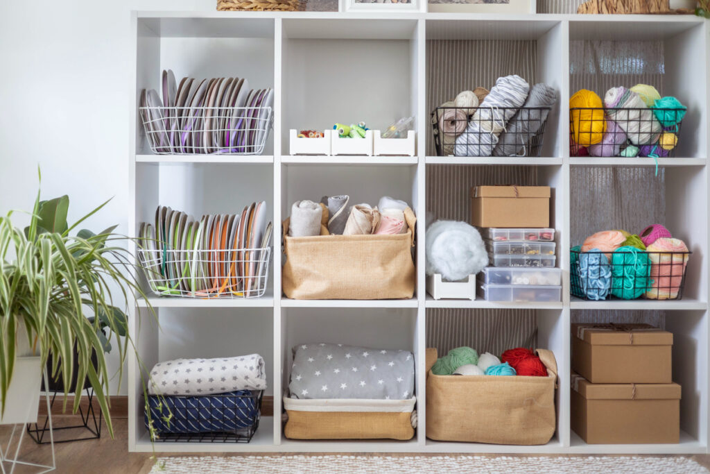 Yarn storage organization textile hobby supplies contemporary cupboard shelves - 住宅AIコンシェルジュ